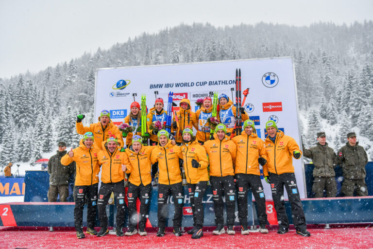 IBU World Cup Biathlon, relay women, Hochfilzen (AUT)